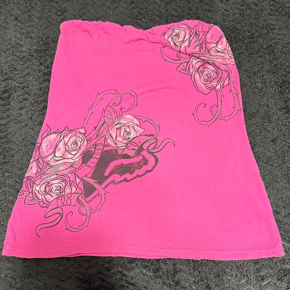 Fox Pink Crop Top with Rose Design